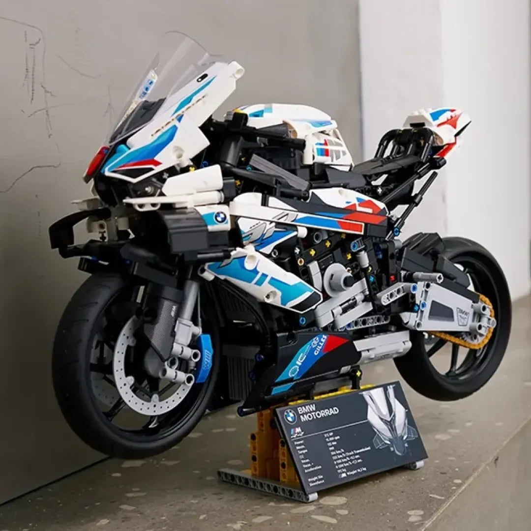 ¡Compra juntos! Los tres productos más vendidos (BMW M1000 RR, Mercedes AMG W14, Porsche 911 RSR)