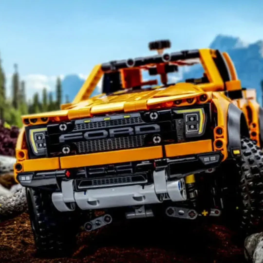 ¡Compren juntos! Los dos 4x4 más vendidos (Land Rover Defender y Ford Raptor F-150)