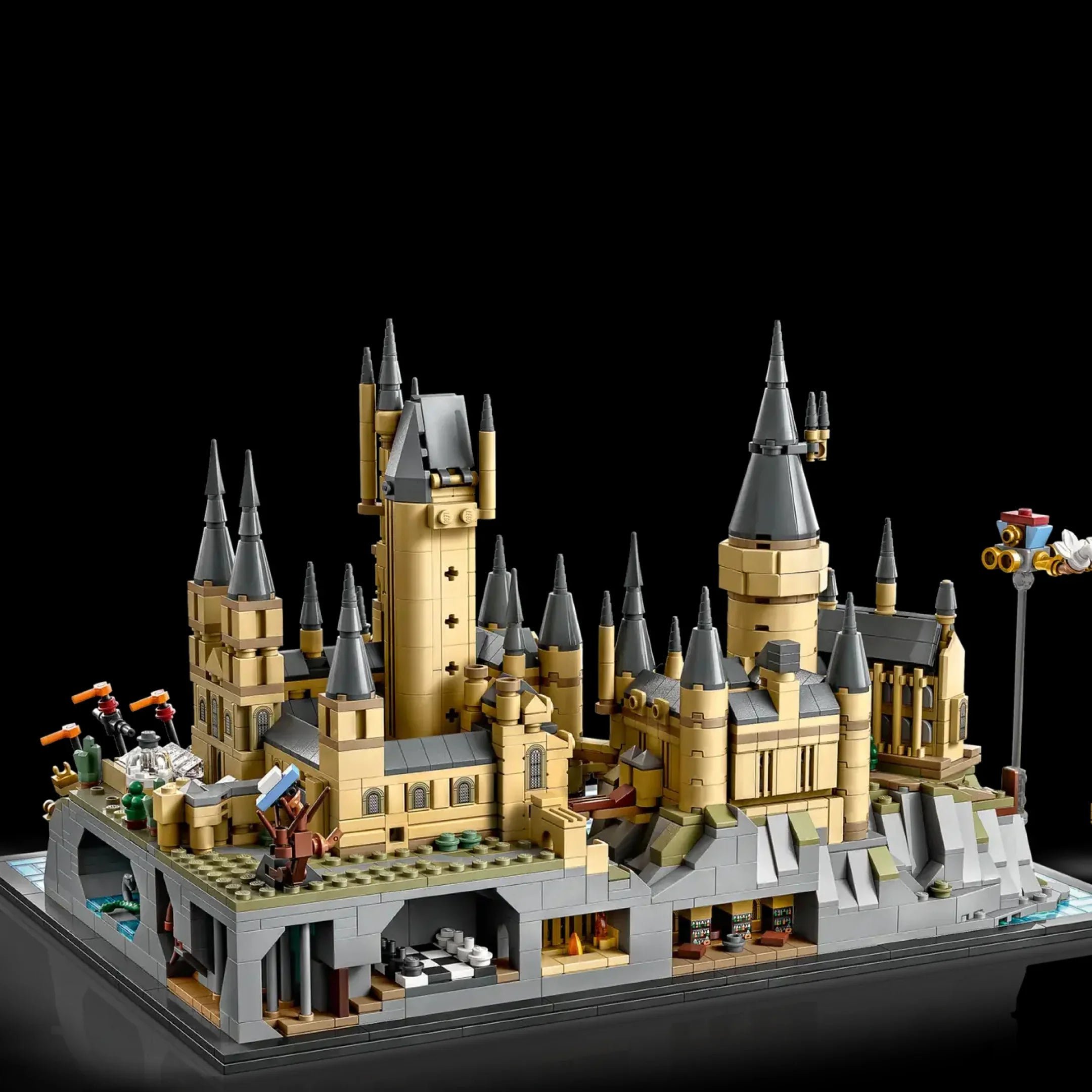 Castillo y terrenos de Hogwarts (2660 piezas)
