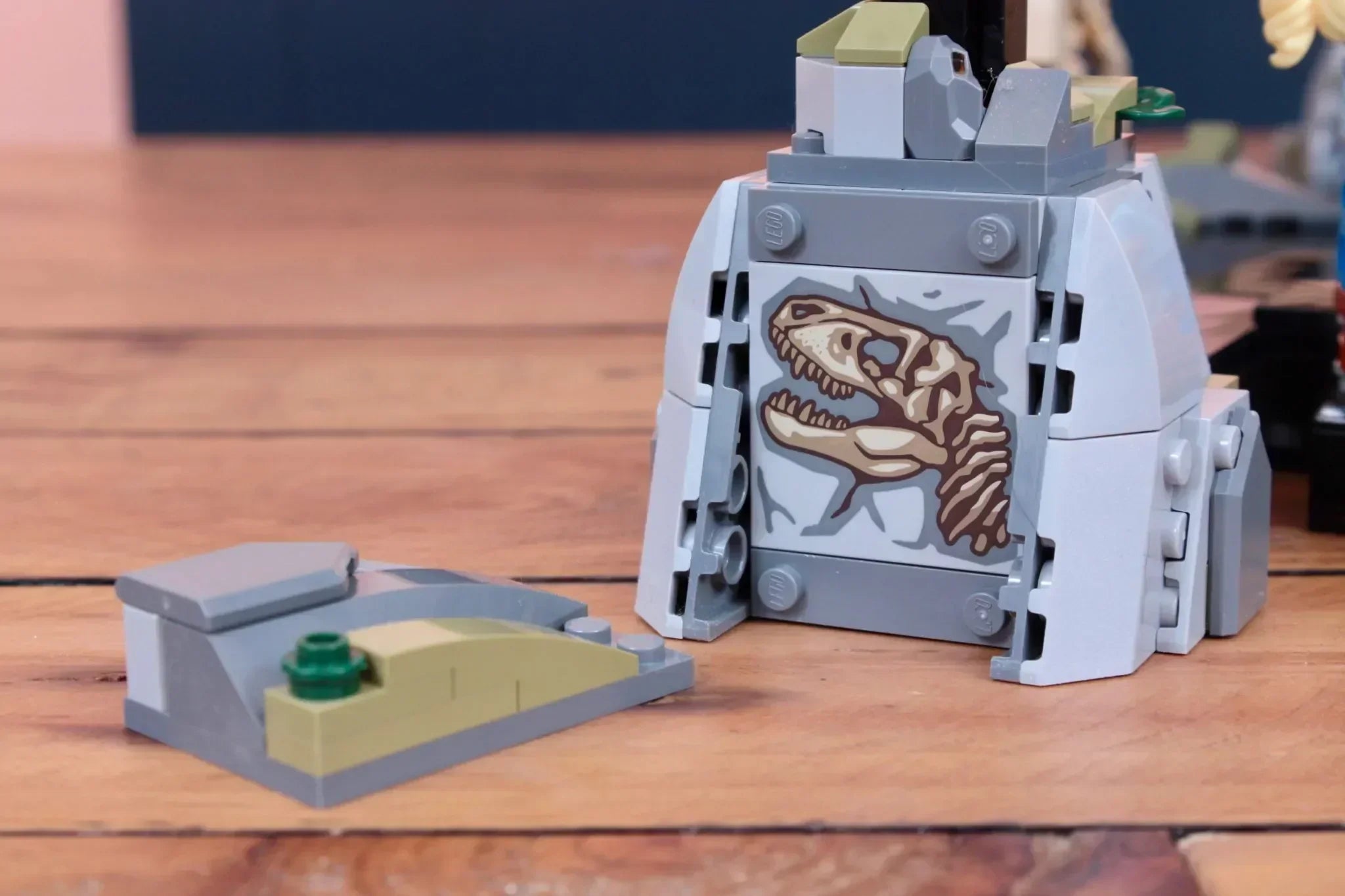 Fósil de Tiranosaurio Rex de Jurassic Park (3145 piezas)