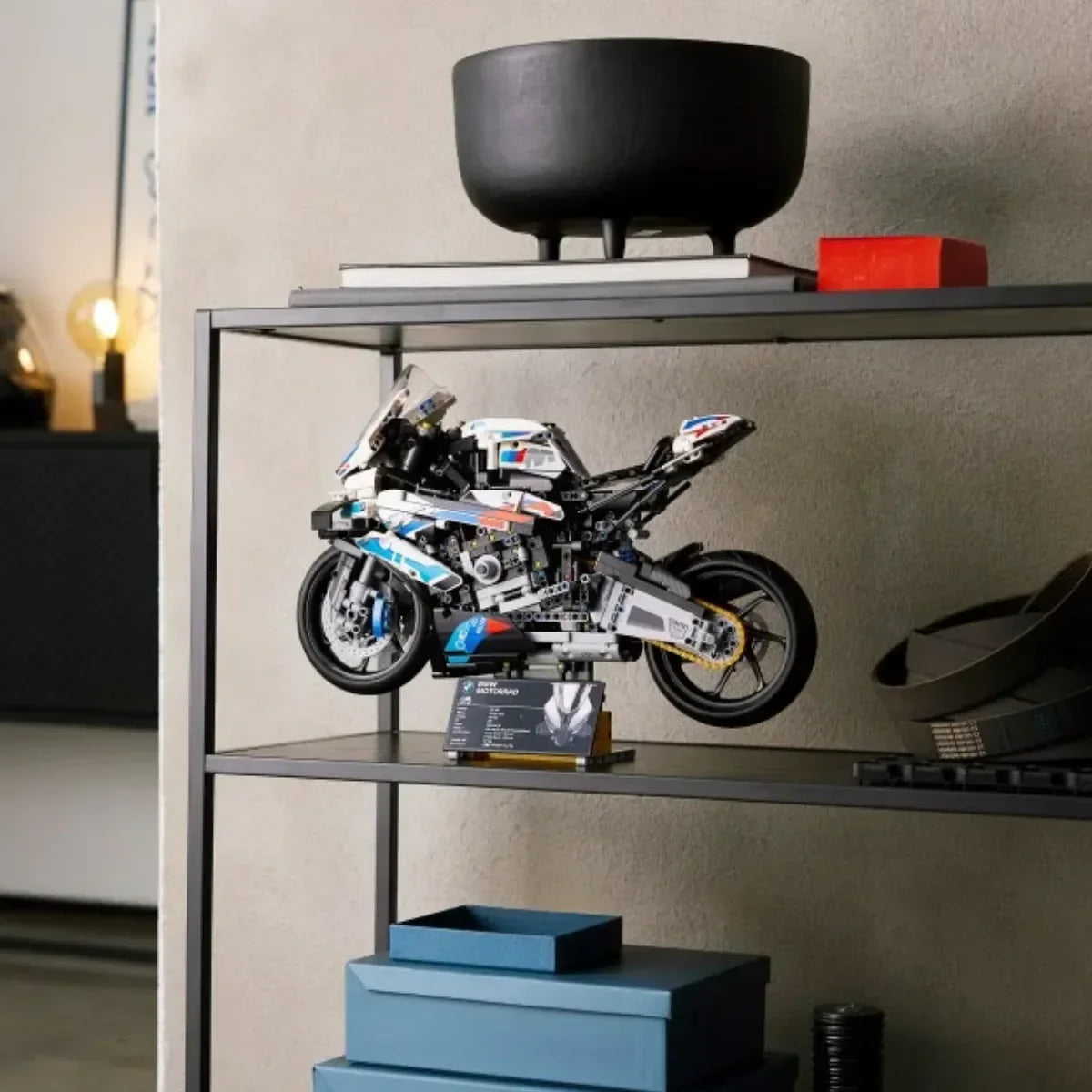 BMW M 1000 RR (1920 Piezas) –  Set de Construcción Motocicleta Deportiva a Escala 1:5