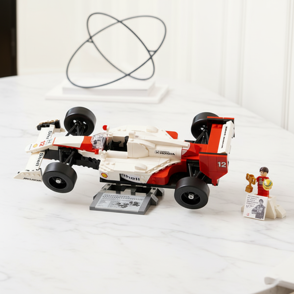 Fórmula 1 - McLaren MP4/4 + Ayrton Senna (693 piezas)