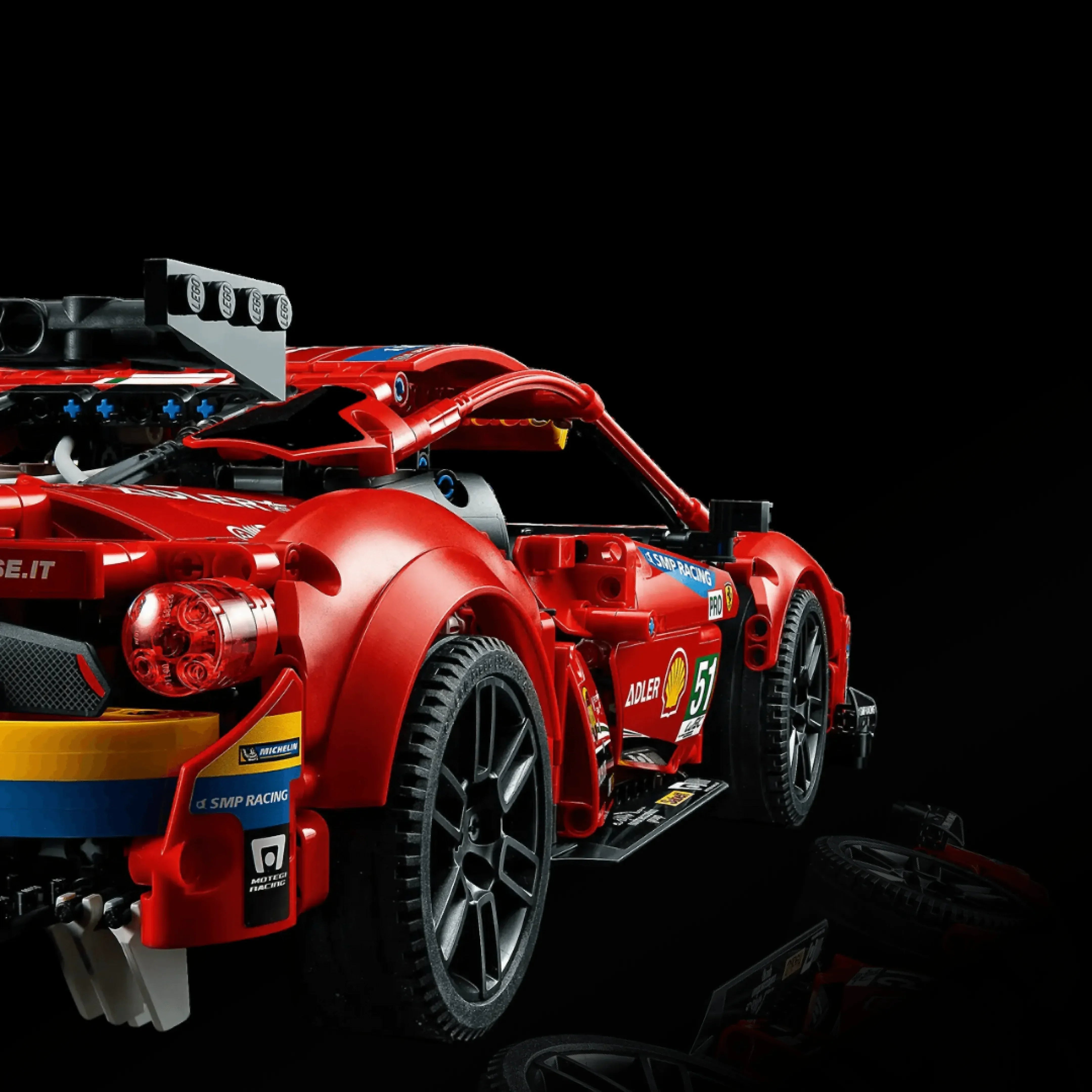 (74% de descuento) Ferrari 488 GTE (1677 piezas)