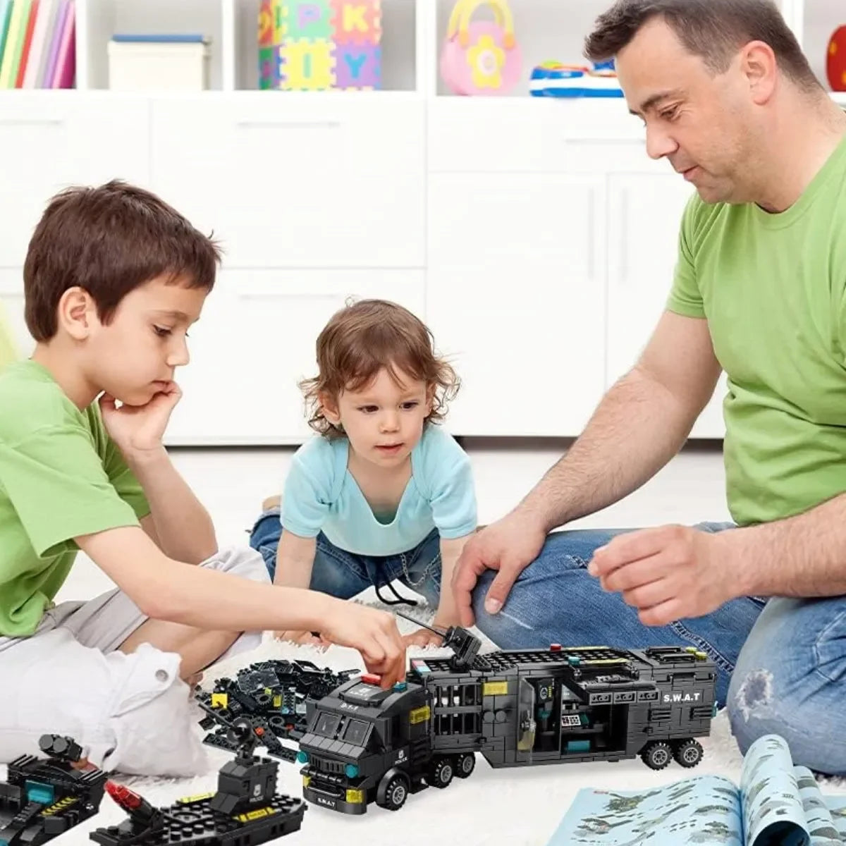 Kit SWAT Completo 3 en 1 – Camión, Helicóptero y Robot Transformable (51 Juguetes)