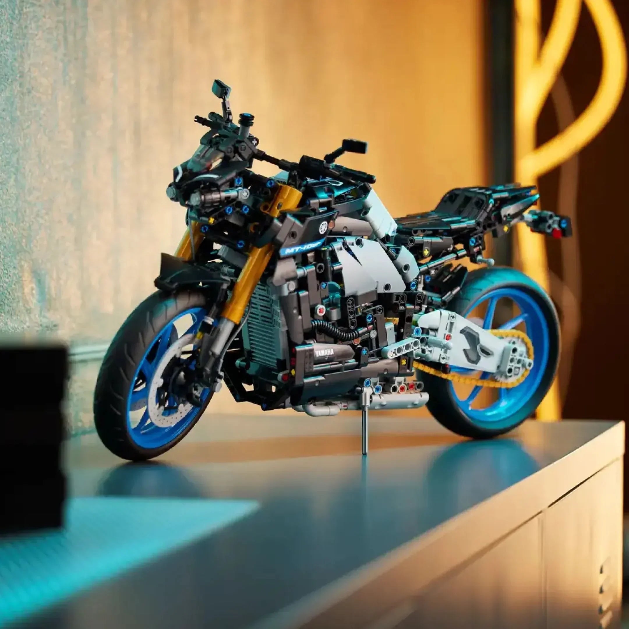 (73% de descuento) Yamaha MT-10SP (1478 piezas)