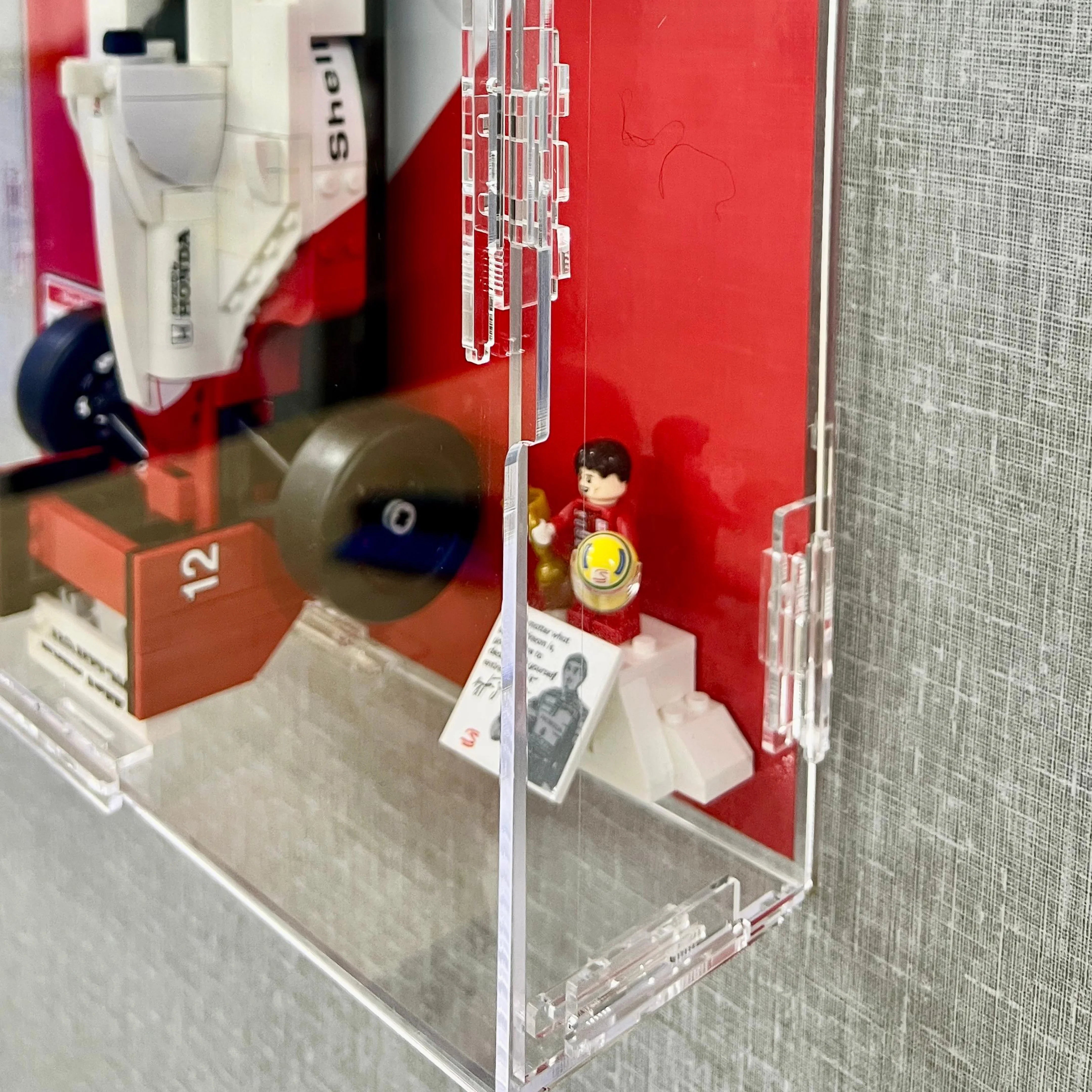 Marco Exhibidor Acrílico de Pared - McLaren MP4 de Ayrton Senna