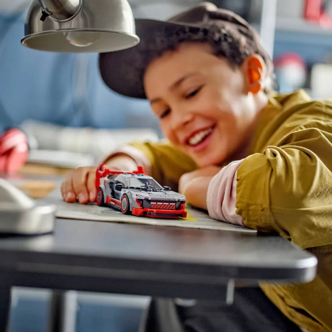 Audi S1 e-tron quattro (274 piezas)