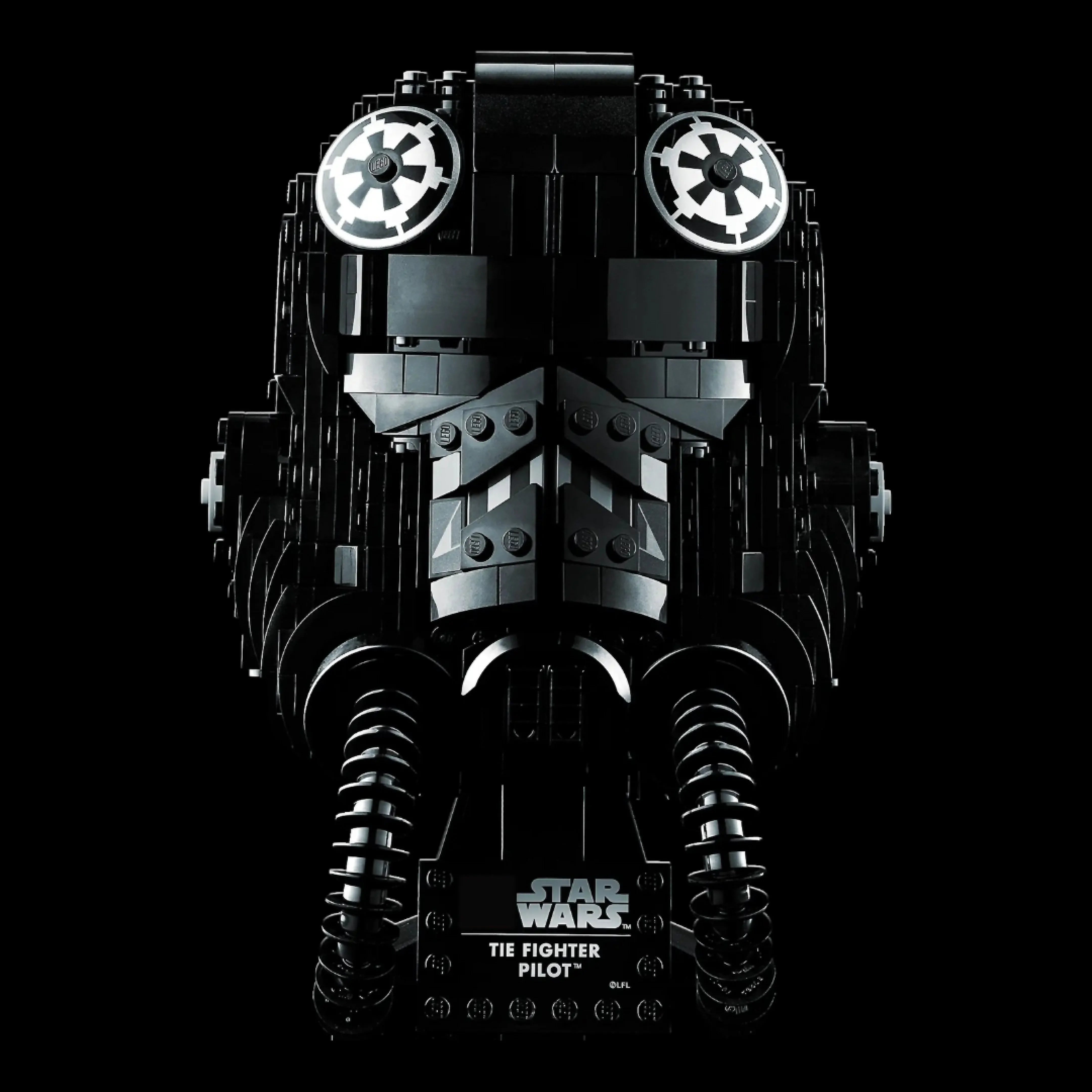 Casco de piloto de caza TIE (724 piezas)