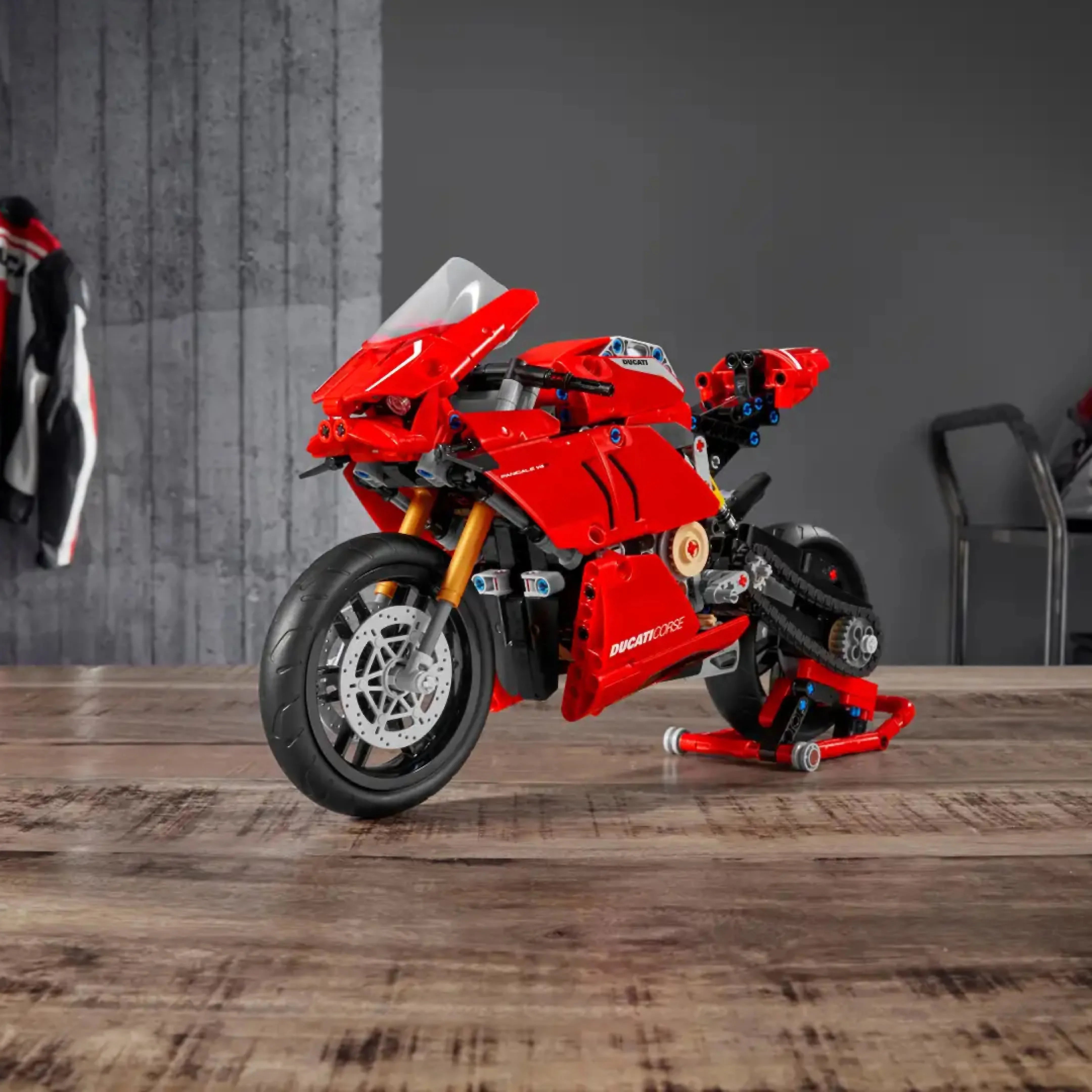 Ducati Panigale V4 R (646 piezas)