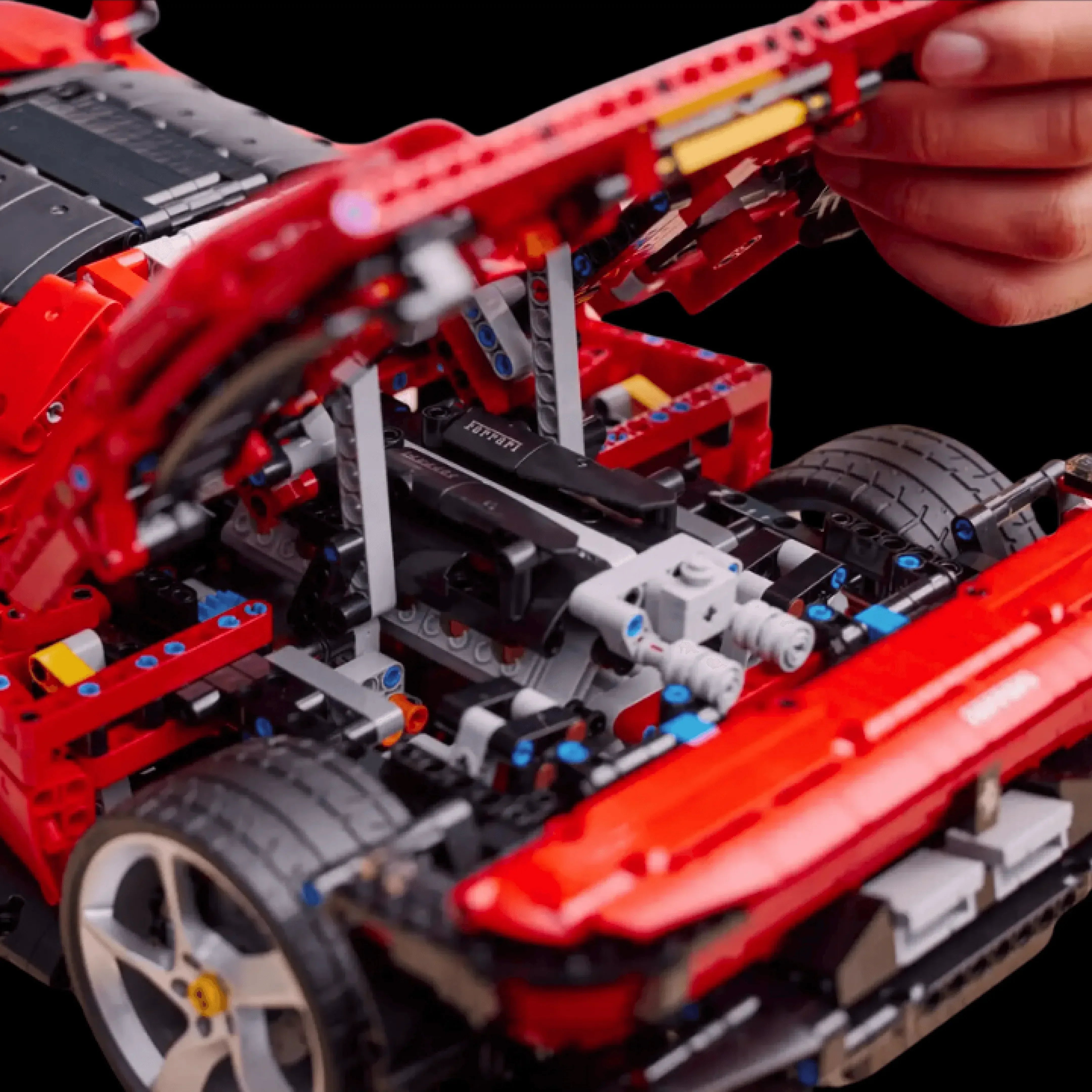 Ferrari Daytona SP3 con 3778 piezas!