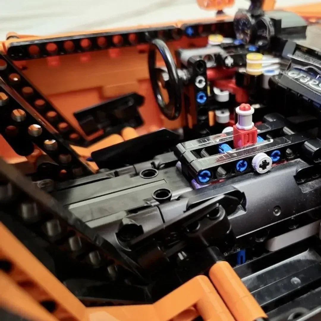 (61% de descuento) Super Porsche 911 GT3 RS (2704 piezas)