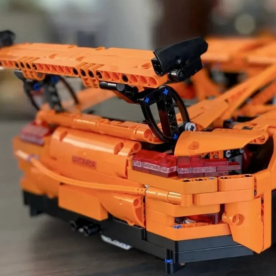 (61% de descuento) Super Porsche 911 GT3 RS (2704 piezas)